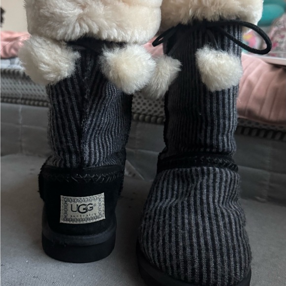 UGG Cream Wool Knit Boots - Picture 7 of 8